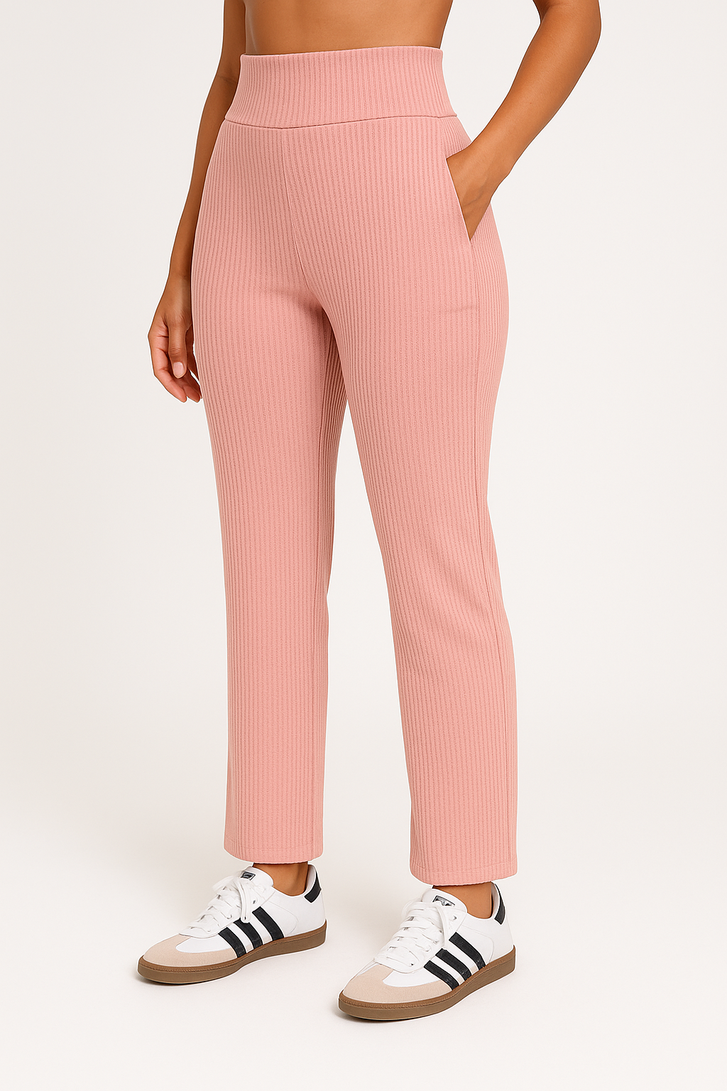 Colección de temporada Pantalón bota recta con bolsillos